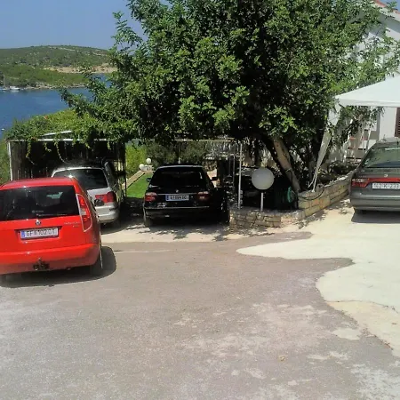 Σπίτι διακοπών Seaside Family Friendly House With A Swimming Pool Cove Pribinja - Hvar - 15324 Χβαρ