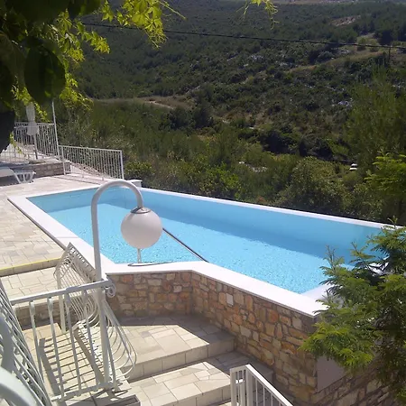 Seaside Family Friendly House With A Swimming Pool Cove Pribinja - Hvar - 15324 Σπίτι διακοπών *
