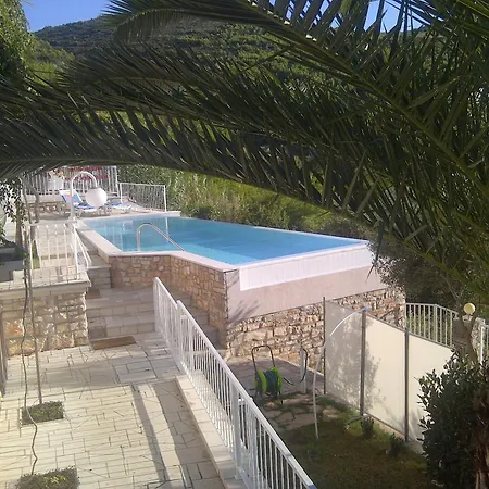 Σπίτι διακοπών Seaside Family Friendly House With A Swimming Pool Cove Pribinja - Hvar - 15324 *